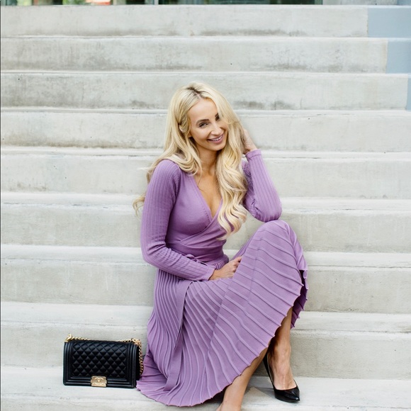 LAST ONE!! Elegant Pleated Midi Light Purple Dress - Picture 6 of 8